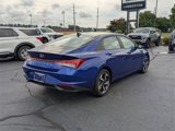 Used 2023 Hyundai Elantra SEL w/ Convenience Package image 3