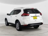 Used 2017 Nissan Rogue SV image 3