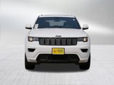 Used 2020 Jeep Grand Cherokee Altitude image 2