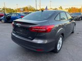 Used 2016 Ford Focus SE image 6