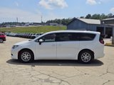 Used 2023 Chrysler Voyager LX image 2