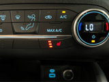 Used 2020 Ford Escape SE image 4