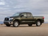 Used 2013 Toyota Tundra 4x4 CrewMax image 2