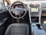 Used 2018 Ford Fusion SE w/ Fusion SE Technology Package image 5