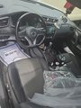 Used 2017 Nissan Rogue SV image 2