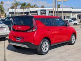 Used 2023 Kia Soul LX w/ LX Technology Package image 5