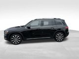 Used 2023 Mercedes-Benz GLB 250 4MATIC image 2