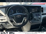 Used 2016 Toyota Sienna XLE image 2