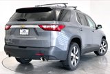 Used 2018 Chevrolet Traverse LT image 2