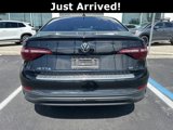 Used 2023 Volkswagen Jetta SE w/ Panoramic Sunroof Package image 2