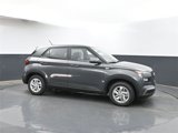 New 2025 Hyundai Venue SE image 3