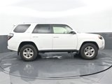 Used 2015 Toyota 4Runner SR5 image 2