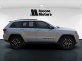 Used 2018 Jeep Grand Cherokee Trailhawk image 2