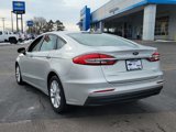 Used 2019 Ford Fusion SE image 3