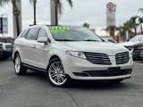 Used 2019 Lincoln MKT AWD image 2