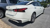 Used 2023 Nissan Altima 2.5 SV w/ SV Premium Package image 2