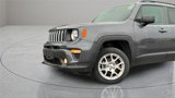 Used 2022 Jeep Renegade Latitude image 3