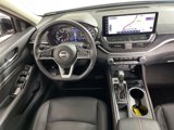 Used 2023 Nissan Altima 2.5 SR w/ SR Premium Package image 5