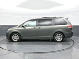 Used 2012 Toyota Sienna XLE image 4