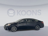 Used 2018 Toyota Avalon XLE image 2