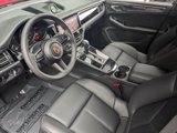 New 2025 Porsche Macan image 4