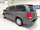Used 2017 Dodge Grand Caravan SE w/ UConnect Hands-Free Group image 4