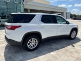 Used 2021 Chevrolet Traverse LT image 2