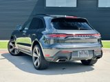 Certified 2022 Porsche Macan image 3