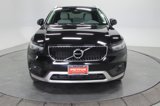Used 2021 Volvo XC40 T5 Momentum image 2