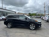 Used 2015 Toyota Highlander Limited image 2