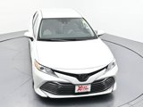 Used 2020 Toyota Camry XLE image 4