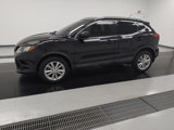 Used 2018 Nissan Rogue Sport SV image 2