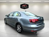 Used 2017 Volkswagen Jetta SE image 3
