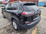 Used 2019 Jeep Cherokee Latitude w/ Popular Appearance Group image 4