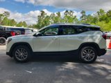 Used 2023 GMC Terrain SLT image 4
