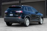 Used 2019 Jeep Cherokee Latitude w/ Popular Appearance Group image 4