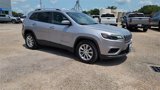Used 2019 Jeep Cherokee Latitude w/ Popular Appearance Group image 2
