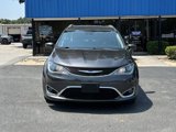 Used 2018 Chrysler Pacifica Touring-L w/ Advanced Safetytec Group image 3