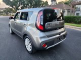 Used 2017 Kia Soul + image 5