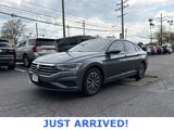 Used 2021 Volkswagen Jetta SE image 3