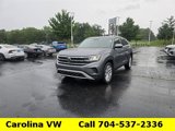 Used 2020 Volkswagen Atlas Cross Sport SE w/ Panoramic Sunroof Package image 2