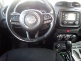 Used 2016 Jeep Renegade Latitude image 3