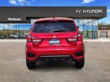Used 2023 Mitsubishi Outlander Sport SE image 3