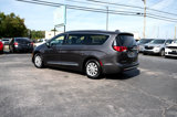 Used 2019 Chrysler Pacifica Touring-L image 5