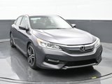 Used 2017 Honda Accord Sport image 2