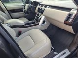 Used 2020 Land Rover Range Rover HSE image 3