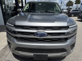 Used 2022 Ford Expedition XLT image 6