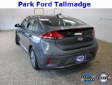 Used 2020 Hyundai Ioniq SE image 3