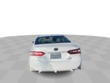 Used 2020 Toyota Camry SE image 4