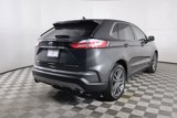 Used 2020 Ford Edge Titanium image 5